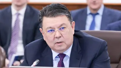 Бозымбаев