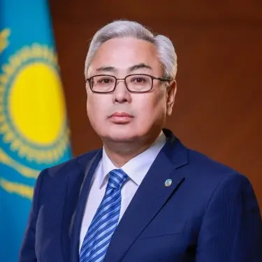  Qoıshybaev