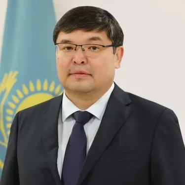 Mádı Tókeshuly Takıev