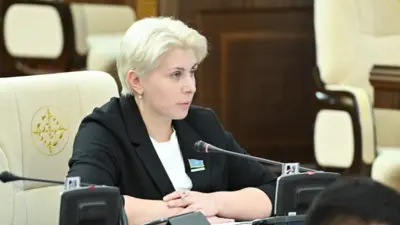 Юлия Кучинская