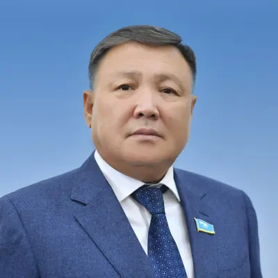 Ulasbek Sádibekov  