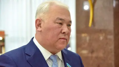 Мурат Абенов
