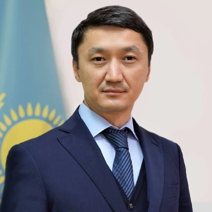 Oljas Saparbekuly Saparbekov 