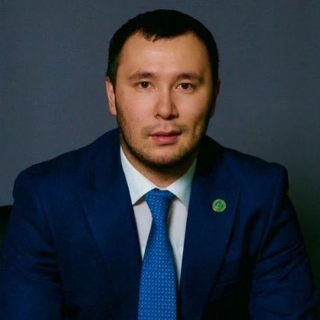 Oljas Bolatuly Shoqparov 