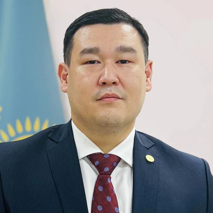 Azat Sırajıddınuly Sultanov 