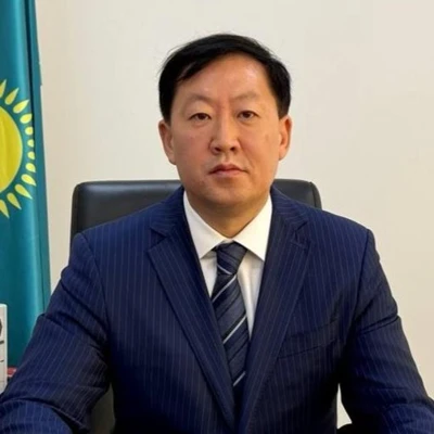 Sergeı Mıhaılovıch Lı