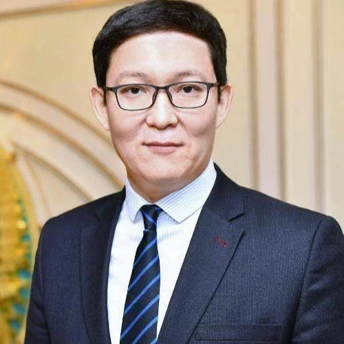 Аркен Хамитович Утенов