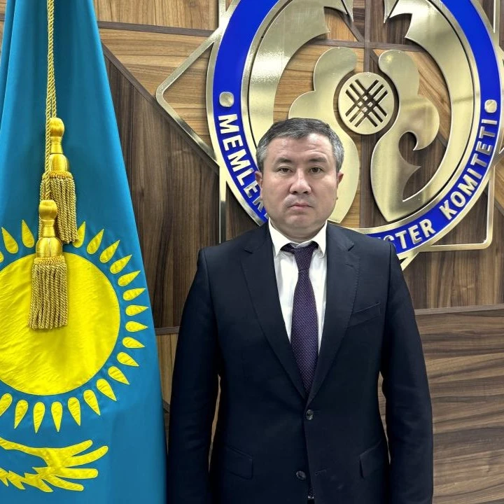 Isenov Azat Toktarbekovıch