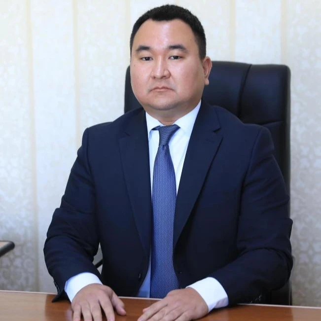 Esenamanov Adaıbek Shakırovıch