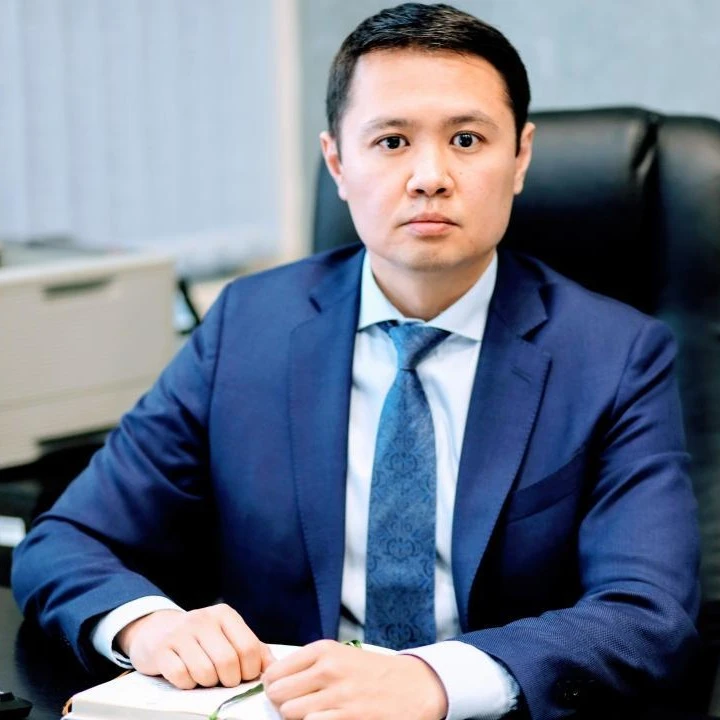 Даурен Ниязбекович Салимбаев