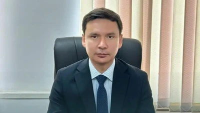 Олжас Баққараев