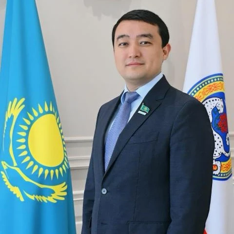 Меиржан Батырбекович Отыншиев 