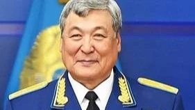 Тоқтар Әубәкіров