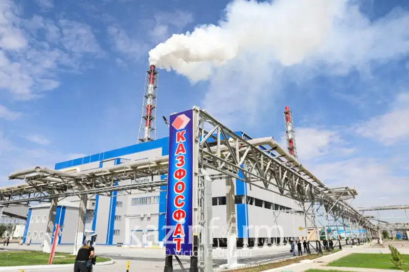 Выбросы на химзаводе в Таразе: начата внеплановая проверка предприятия