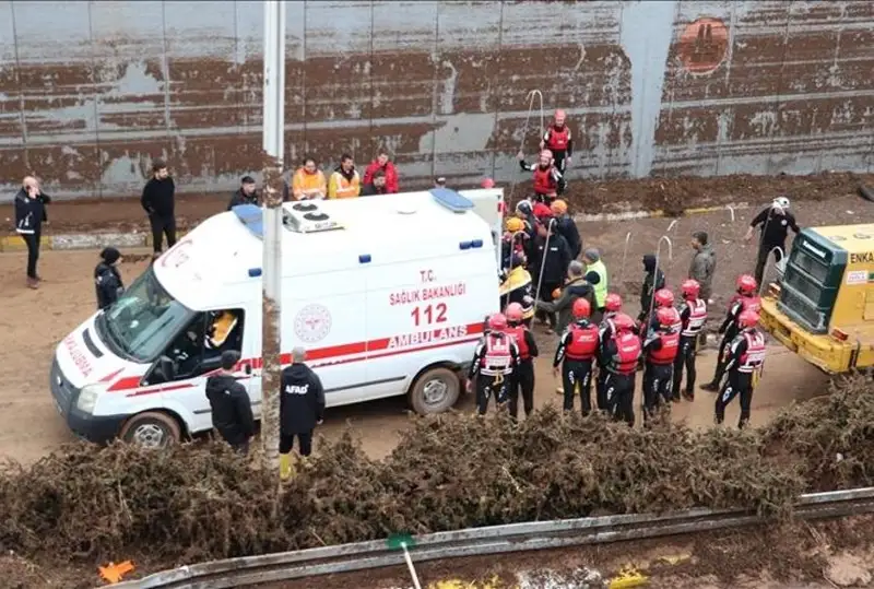 Túrkııadaǵy sel tasqynynan qaza tapqandar sany 17 adamǵa jetti