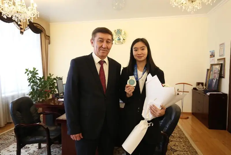 Образовательный грант университета Тараза получила Малика Ермек за «серебро» зимней Универсиады-2023