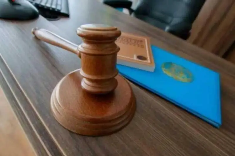 سوت اقتاعان ۆيتسە- مينيستر مەملەكەتتەن 10 ميلليون تەڭگە وتەماقى ءوندىرىپ الادى