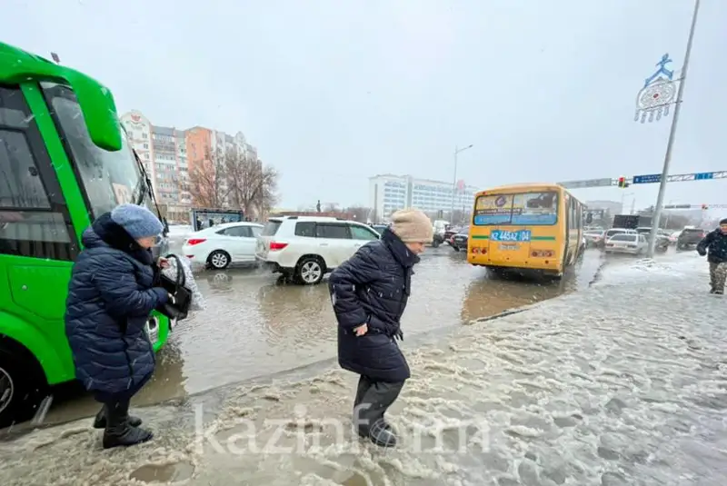 Aqtóbe qalasynyń kóshelerin sý basty