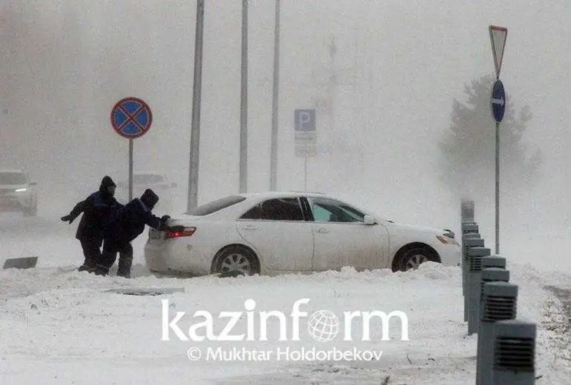 Как спецслужбы справлялись с непогодой в Костанайской области