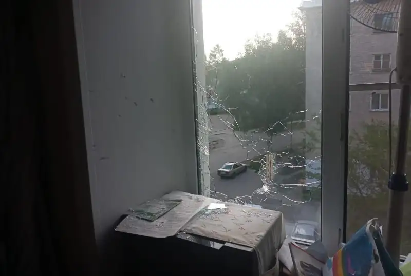 التاي اۋدانىندا كورشىسىنىڭ تەرەزەسىنە مىلتىقتان وق اتقان جىگىت ۇستالدى