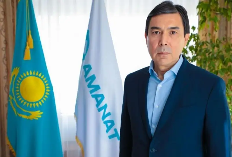 بيلىگى مەن قارجىسى جوق اۋىل اكىمدەرى پروبلەمانى شەشۋگە قاۋقارسىز - اۋىلدىق وكرۋگ اكىمى