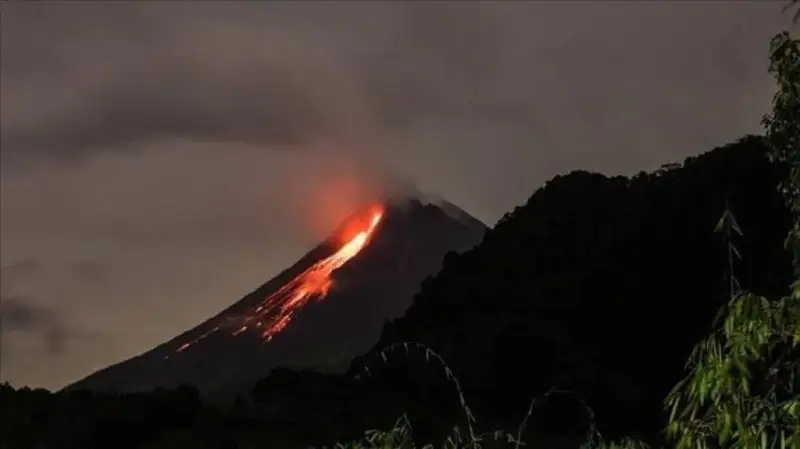 Энг фаол вулқонлардан бири уйғонди