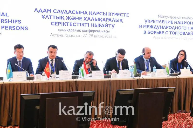 Бахрейн и Южная Корея вошли в топ стран, в которые вывозят казахстанцев в рабство