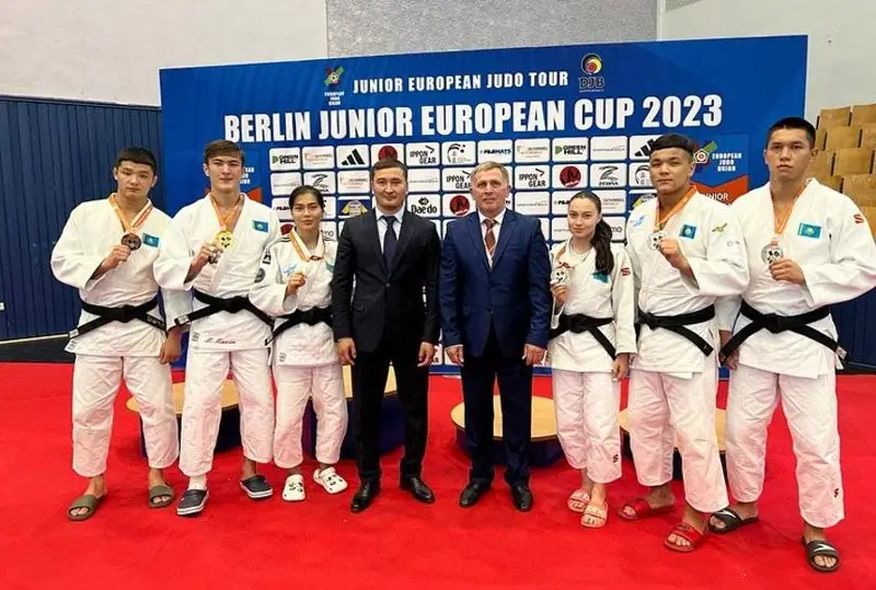 Dzıýdodan Qazaqstan jastar quramasy Eýropa kýbogynda kósh bastady