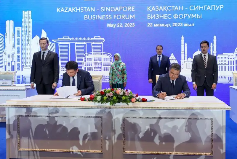 Altyn óndirisine ınvestıtsııa, G4 qalalardy damytý: Sıngapýr men Qazaqstan qandaı kelisimder jasasty