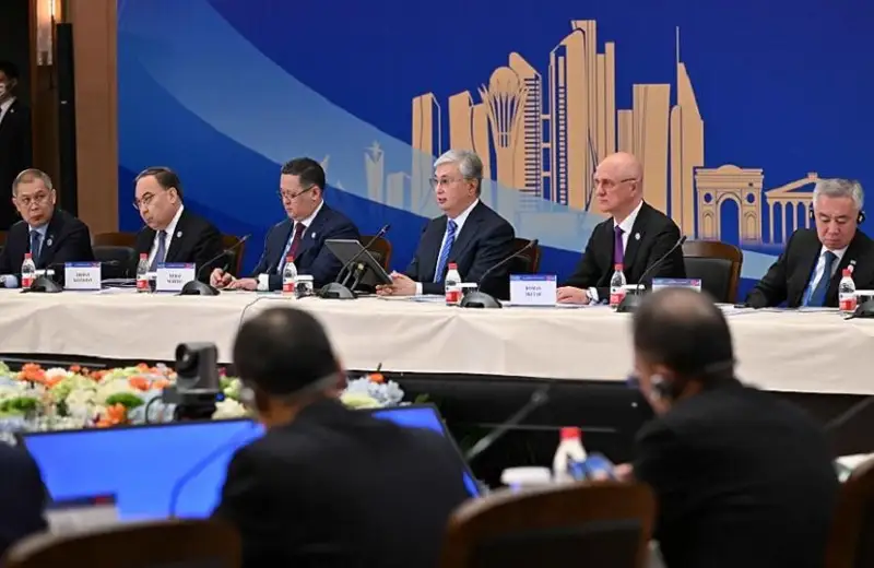 Госвизит Президента Казахстана в Китай: подписано 47 документов на $ 22 млрд