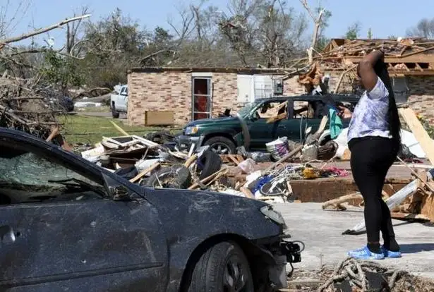 Смертоносный торнадо в Миссисипи: целый город сметен с лица земли