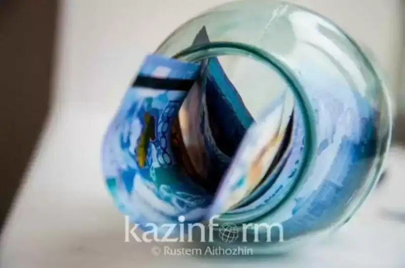 Изменить закон о пенсионном обеспечении предложила депутат Сагандыкова