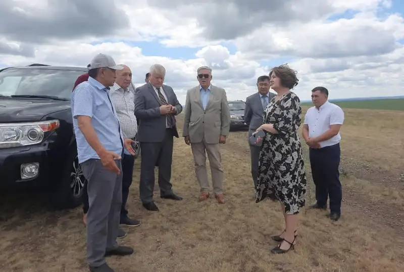 Сенаторы встретились с представителями крестьянских хозяйств ВКО