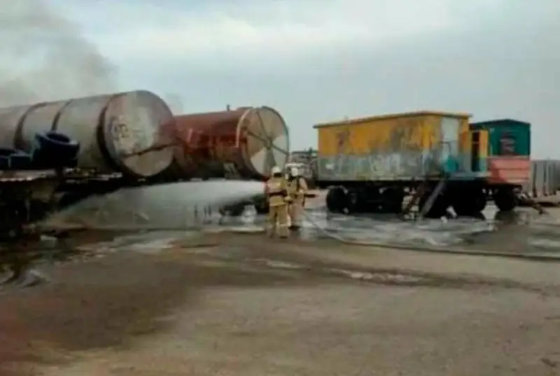 На территории нефтесервисной компании в Жанаозене произошел пожар