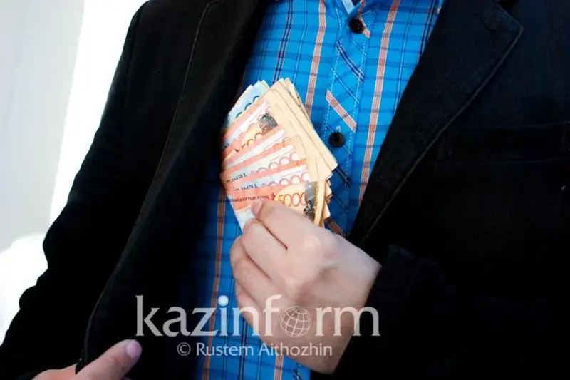 Заместителя начальника «Казпочты» Павлодара подозревают во взятке