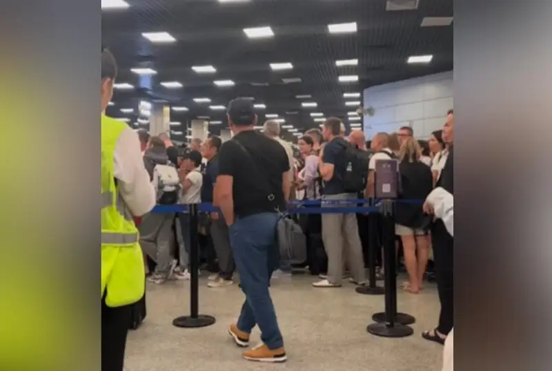 Almaty áýejaıynda jolaýshylar men qala qonaqtarynyń sany kúrt ósken