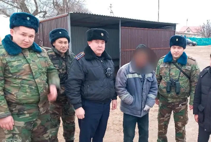 Atyraý oblysynda 1 qańtarda joǵalǵan er adam kórshi aýyldan tabyldy