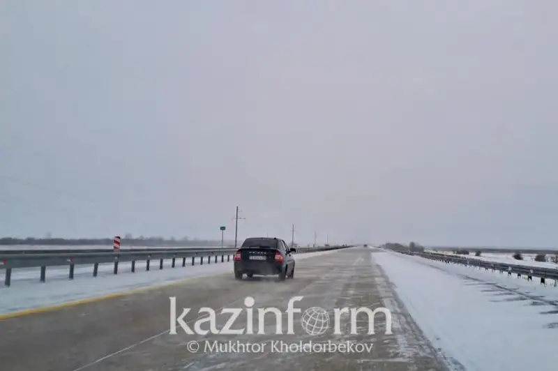Участки трассы Алматы - Усть-Каменогорск закрыли в Абайской области