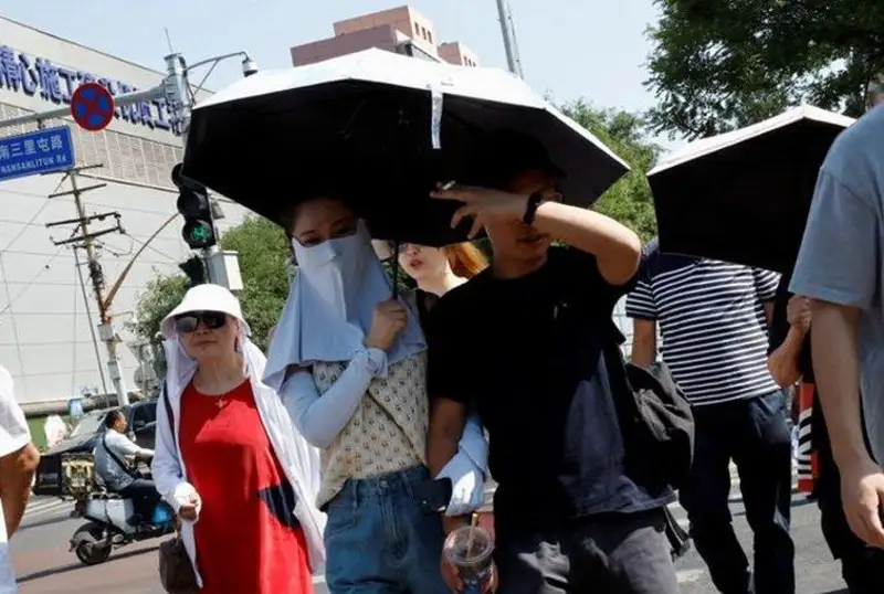 Пекин изнывает от жары: побит многолетний температурный рекорд