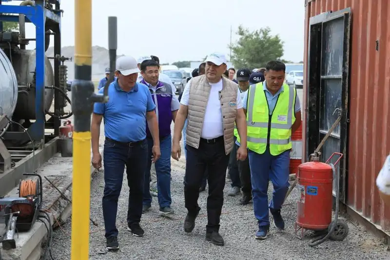 3 дамбы возводят в паводкоопасном селе в Актюбинской области