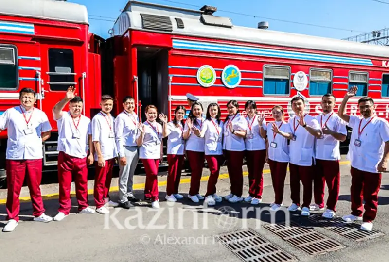Медицинский поезд «Саламатты Қазақстан» прибудет на станцию Киик Карагандинской области