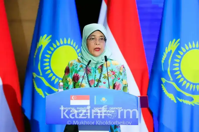 سينگاپۋر پرەزيدەنتى: قازاقستانمەن اراداعى ارىپتەستىك نىعايىپ كەلەدى