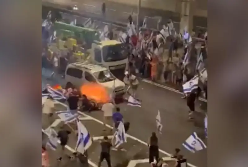 يزرايلدە اۆتوكولىك نارازىلىققا شىققان ادامداردى قاعىپ ءوتتى