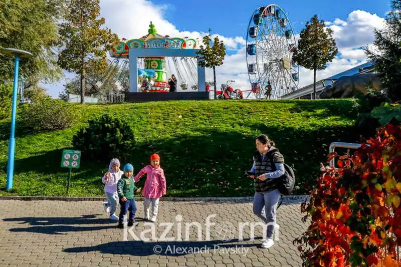 الماتىدا 10 مىڭ بالا اتتراكسيونداردى تەگىن پايدالاندى