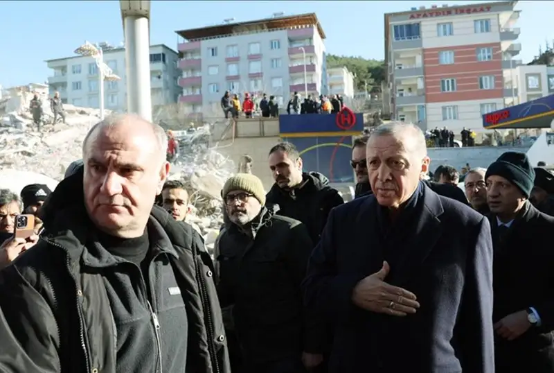 Число погибших при землетрясении в Турции выросло до 9 057 человек