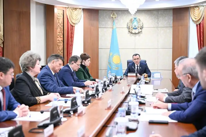Сенаттың кезекті отырысының күн тәртібі бекітілді