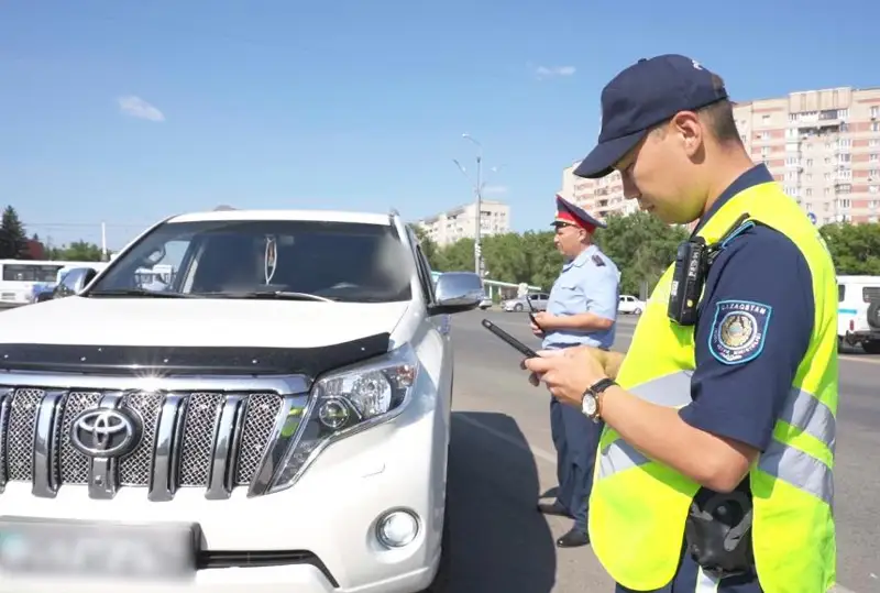ShQO-da jol erejesin buzǵan júrgizýshiler 116 mln teńgeniń aıyppulyn tólemeı júr