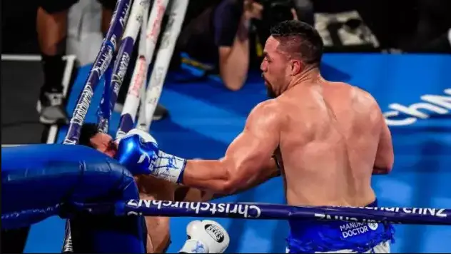 اۋىر سالماقتاعى نوكاۋتشى قارسىلاسىن ەكى مينۋتقا جەتكىزبەدى