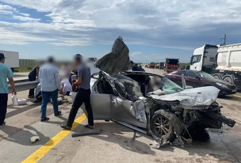 «Ekaterınbýrg – Almaty» trassasyndaǵy jol apatynan 3 adam zardap shekti