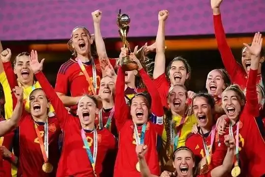 Аёллар футболи: Испания - биринчи марта жаҳон чемпиони